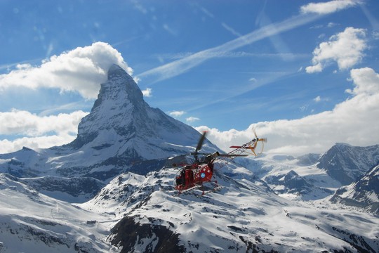 Bild von «DOK»: Die Bergretter im Winter
