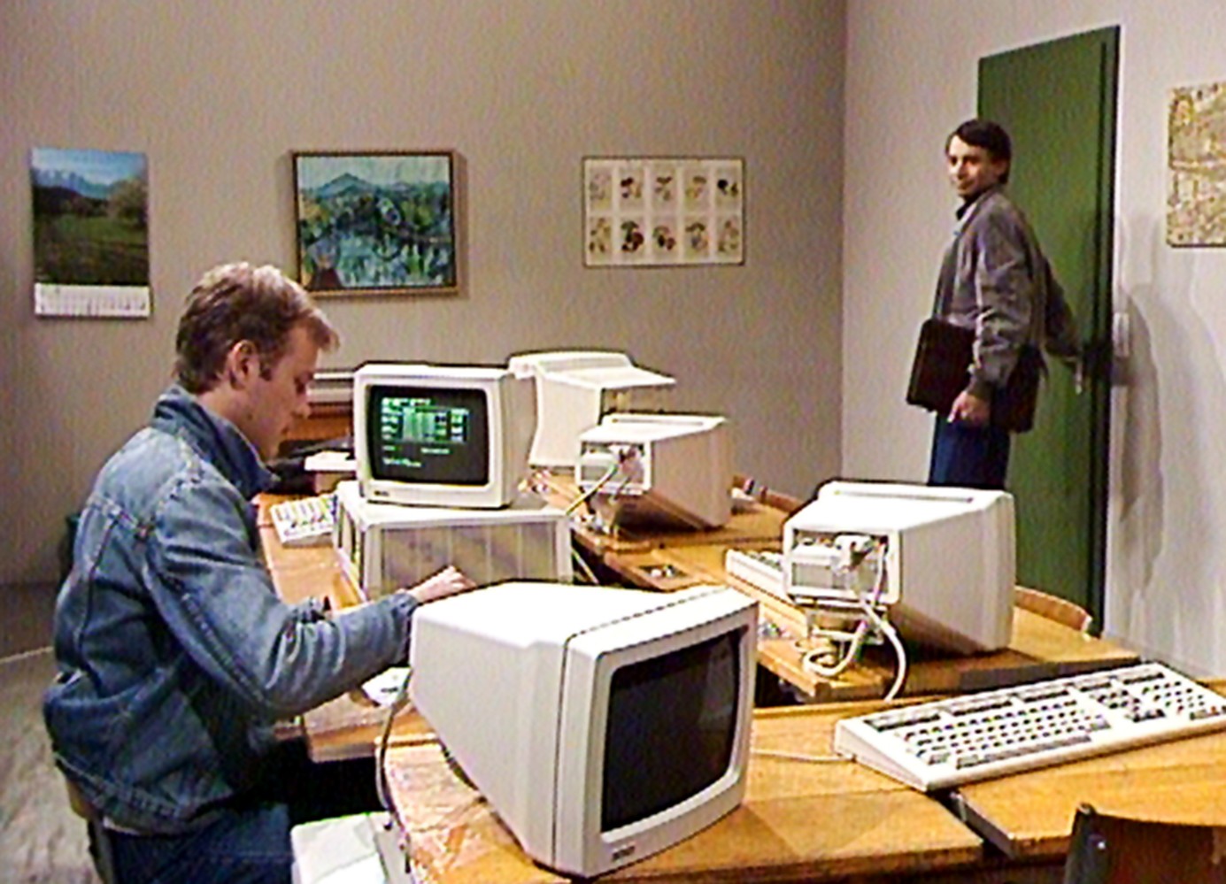 Foto eines Büros in den 80er-Jahren