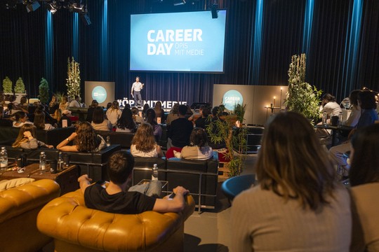 Bild von Das war der erste Career Day «Öpis mit Medie»