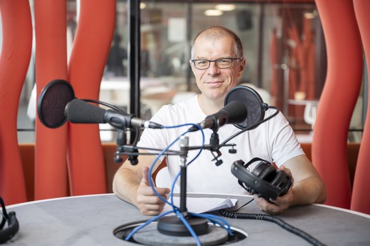 Bild von Interview mit Markus Gasser: «Literatur in der digitalen Welt bedeutet auch neu zu hören»