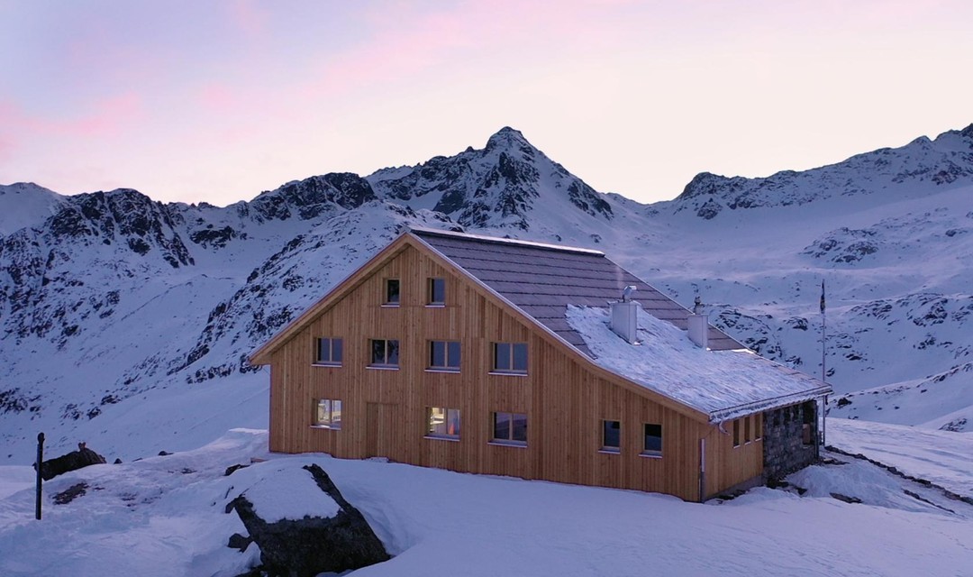 Grialetschhütte beim Flüelapass.