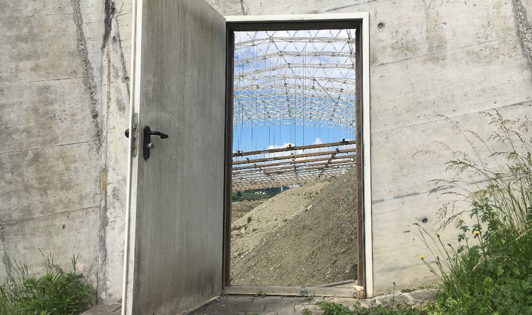 Siegerbild Medienpreis Aargau Solothurn, eine grosse Betonhalle