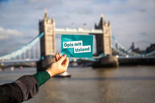 Bild von «Öpis mit Usland»: Unterwegs im Londoner Mediendschungel
