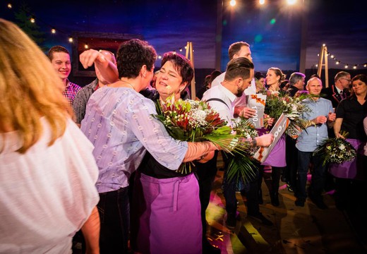 Bild von Besuch der Final-Sendung «Landfrauenküche» im Fernsehstudio Leutschenbach mit der SRG Obwalden