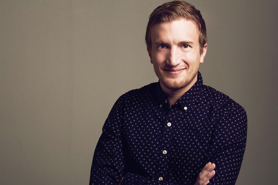 Bild von Stefan Büsser moderiert neu auf Radio SRF 3