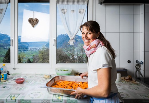 Bild von «SRF bi de Lüt – Landfrauenküche»: Eliane Schürpf aus Rickenbach