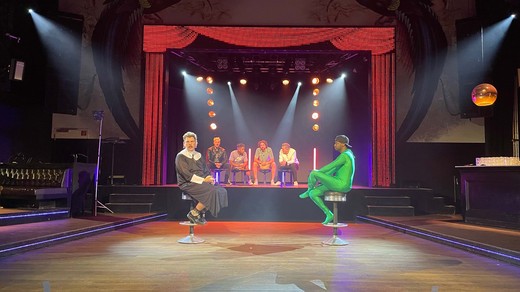 Bild von «Comedy Cup»: Am Set der Stand-Up-EM