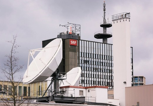 Bild von Gebühren für Empfang via Satelliten steigen