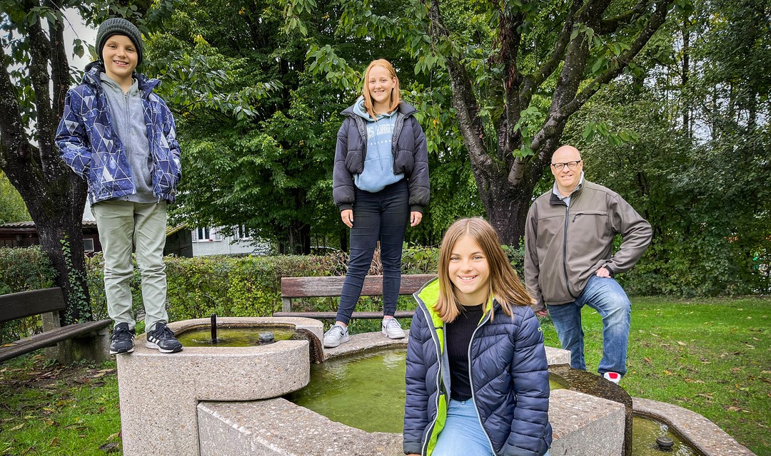 Foto: Stephan mit seinen Kindern Cedric, Celine und Amelie