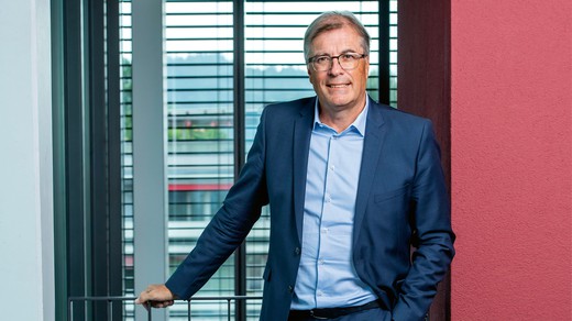 Bild von Ein Mann, eine Botschaft