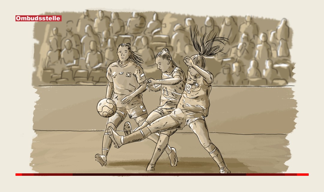 Illustration von drei Fussballspielerinnen auf dem Spielfeld, die um den Ball kämpfen