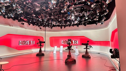 Bild von SRG begrüsst die Ablehnung der Halbierungsinitiative durch Bundesrat