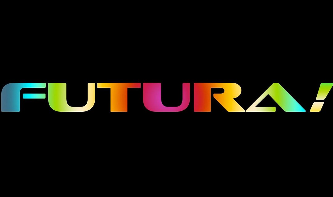 Keyvisual der Kollektion: Auf einem schwarzen Hintergrund ist der farbige Schriftzug «Futura!» zu lesen