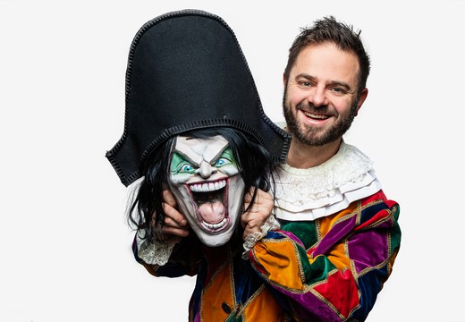 Bild von «Rüüdig schön – Luzerner Fasnacht trotz allem»: Marco Thomann trifft Fasnächtler in Zivil