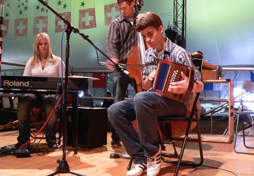 Bild von «Folklorenachwuchs 2016»: Live-Übertragung auf SRF Musikwelle