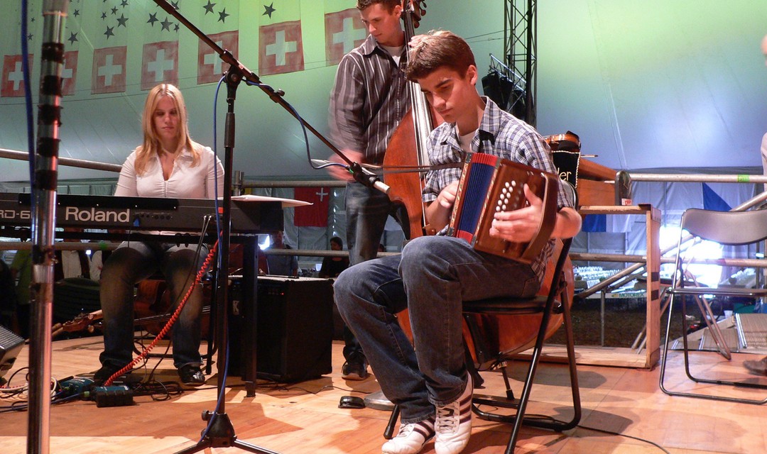 Bild von «Folklorenachwuchs 2016»: Live-Übertragung auf SRF Musikwelle