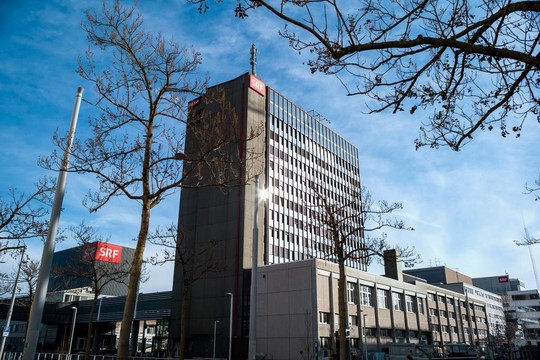 Bild von SRF führt KI-Richtlinien ein
