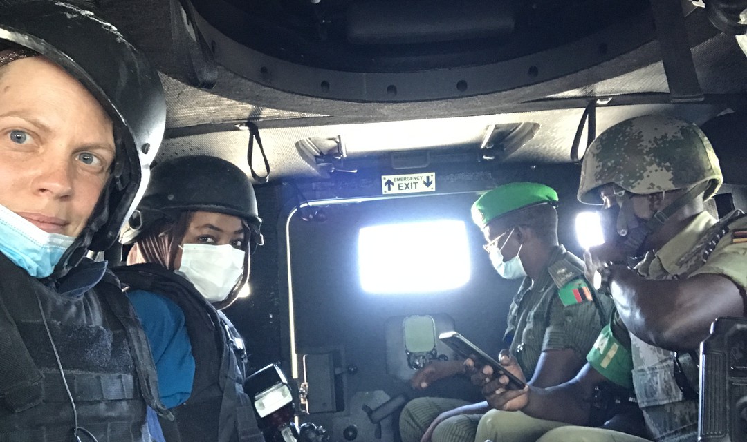 Korrespondentin Anna Lemmenmeier auf Patrouille in Mogadischu mit AMISOM, der grössten Friedensmission der Welt.