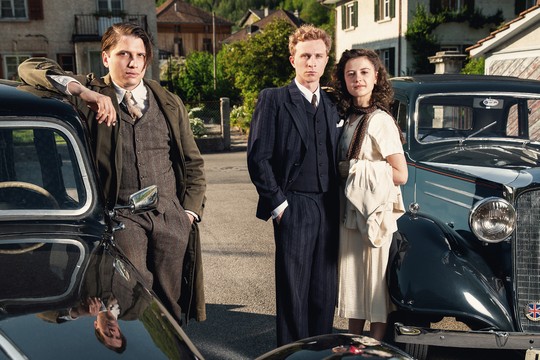 Bild von «Nachgefragt»: Wie war der Dreh der Mini-Serie «Frieden»?