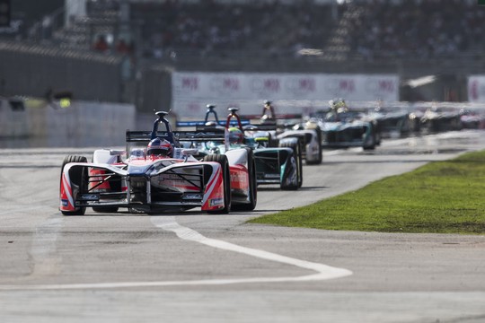 Bild von SRG-Sender zeigen Formel-E-Rennen in der Schweiz live