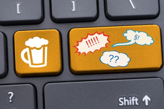 Bild von Soll SRF den «digitalen Stammtisch» anbieten?
