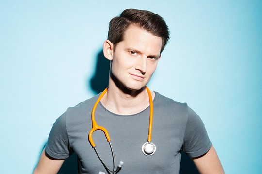 Bild von Start der zweiten Staffel von «Ärzte VS Internet»