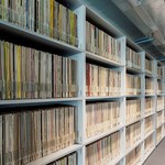 Rund 20'000 Schallplatten aus dem Brunnenhof befinden sich seit Kurzem in der Radio Hall. (Foto: SRF / Oscar Alessio)