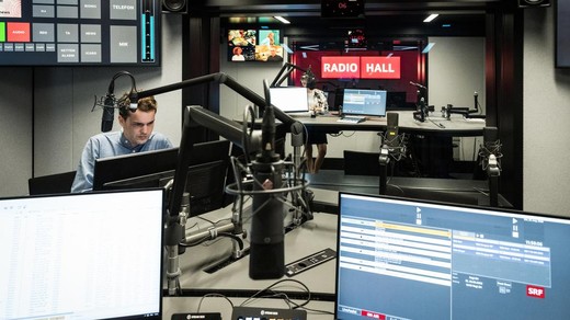 Bild von Werkstattbesuch bei SRF: «Radio Hall / News und Sportcenter»