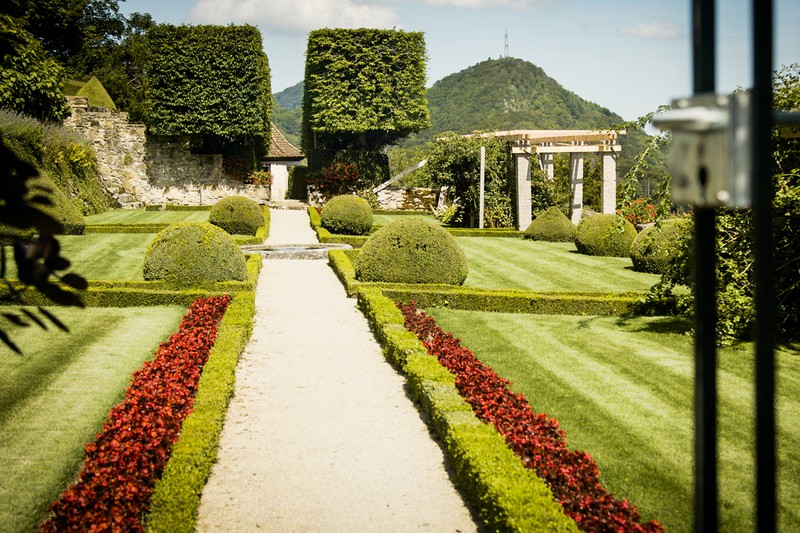 Hinter den Hecken - Schweizer Garten