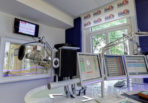 Bild von Sektion 2: «Studioführung bei Radio 1» 
