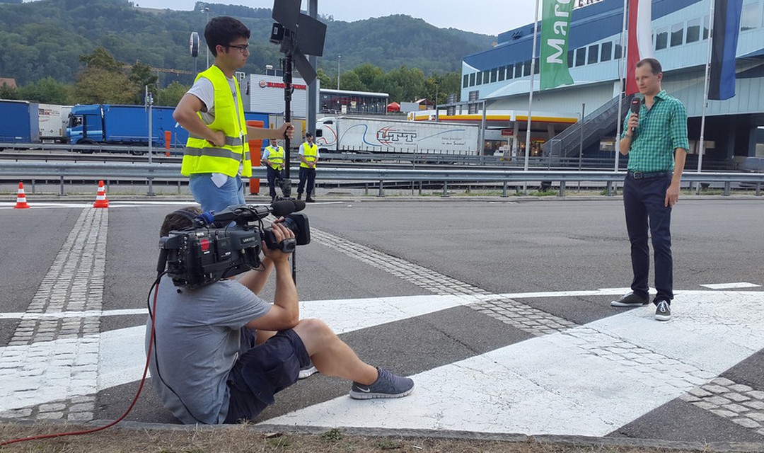 Bild von Autobahn A1 so weit das PK-Auge reicht