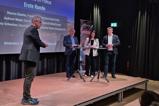 Bild von «Streitpunkt SRG»: Wirtschaft im Fokus