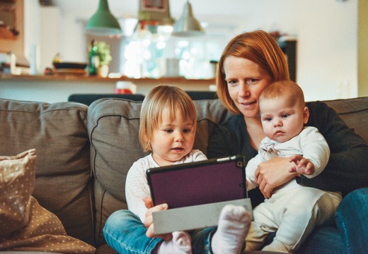 Bild von Familien gesucht: Wie nutzen Sie die Medien?