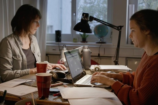 Bild von «Nachgefragt»: Wie ist die Podcast-Reihe «Böser Till» entstanden?