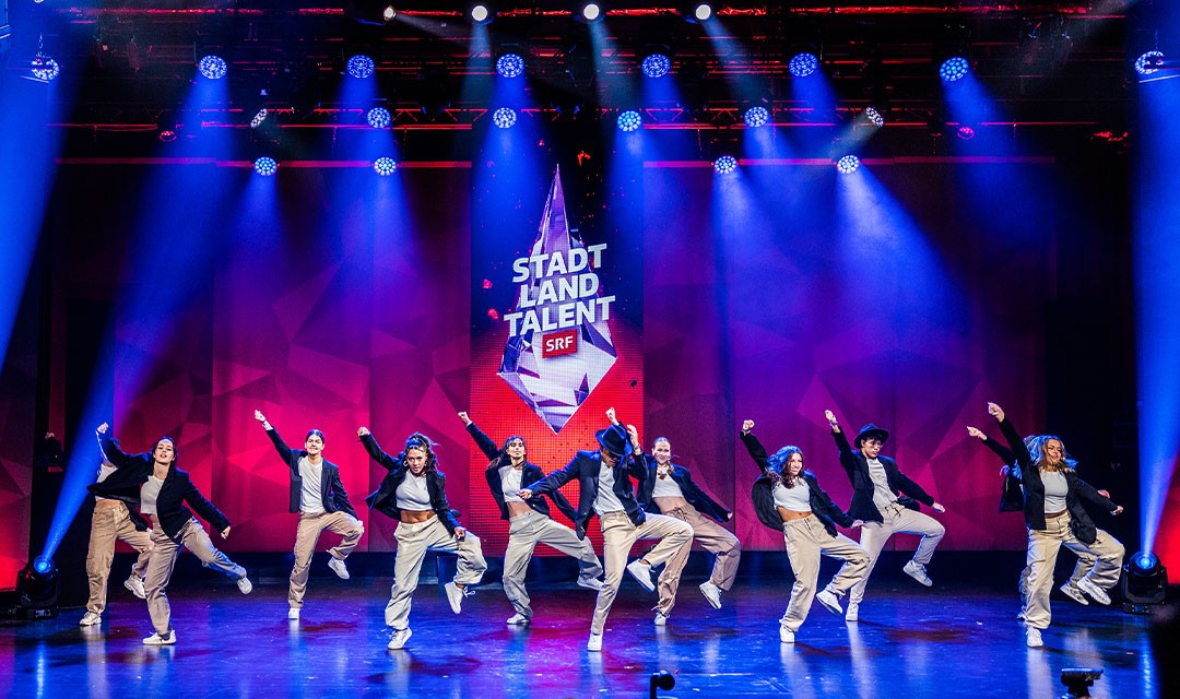 Tanzgruppe auf der «Stadt Land Talent»-Bühne