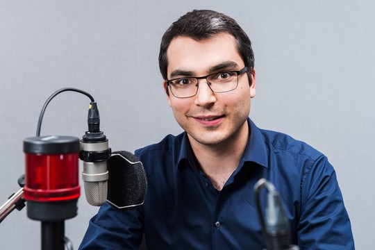 Bild von «Info 3»: Damian Rast wird neue Stimme des Informationsmagazins