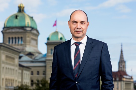 Bild von Urs Leuthard wird neuer Leiter der Bundeshausredaktion