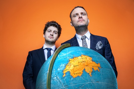 Bild von «Deville»: Late-Night-Comedy am Sonntagabend