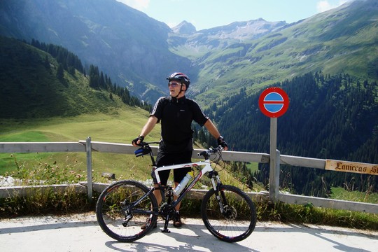Bild von Radio SRF 1: Auf Velotour mit Marcel Hähni