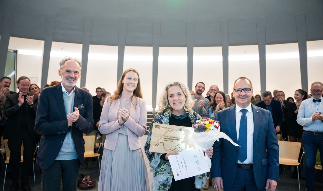 Bild von Medienpreis an Eveline Falk