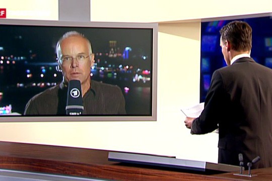 Bild von ARD-Korrespondenten vor dem Ombudsmann