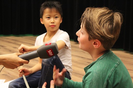 Bild von SRF Kids: Reporterinnen- und Reporter-Kurse für Kinder wieder vor Ort in Zürich