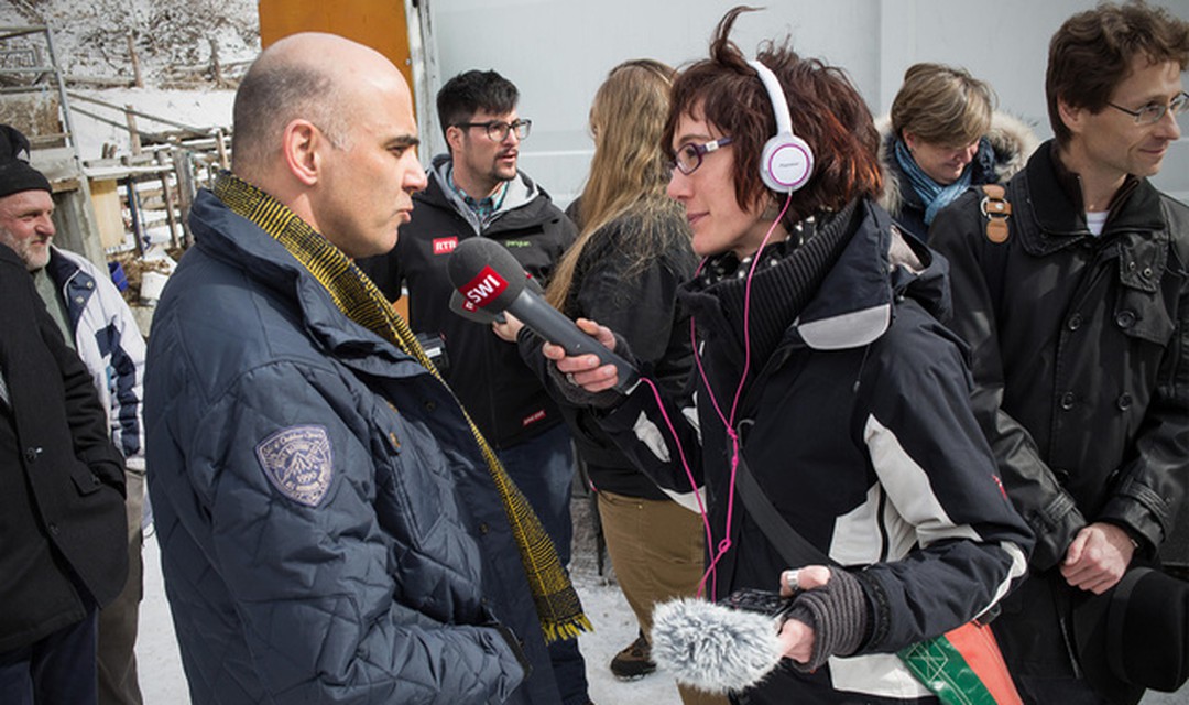 Bundesrat Alain Berset mit SWI-Journalistin