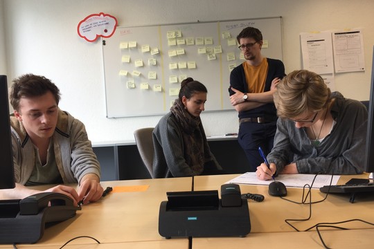 Bild von SRF News Lab feat. ZHdK Cast/Audiovisuelle Medien – Woche 3