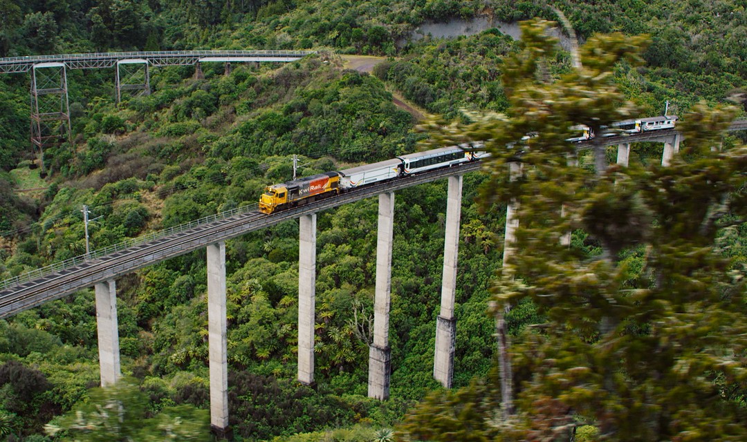 Foto: Der Hapuawhenua Viadukt auf der Nordinsel von Neuseeland