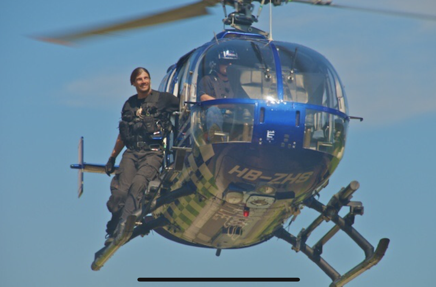 Stunt mit einem Helikopter