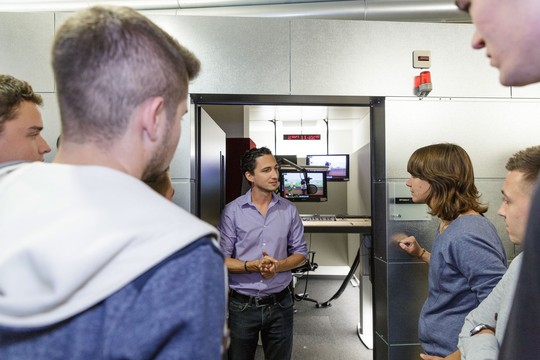 Bild von «Öpis mit Medie»: Sportkommentator - Mittendrin statt nur dabei