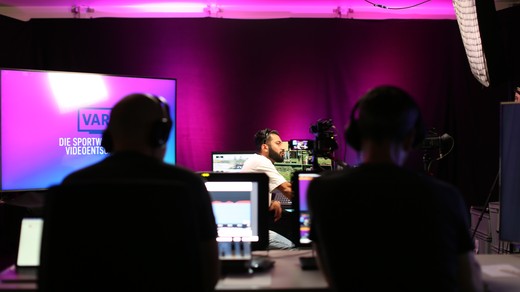Bild von «Das VAR’s»: Von der ersten Idee zur Pilotfolge